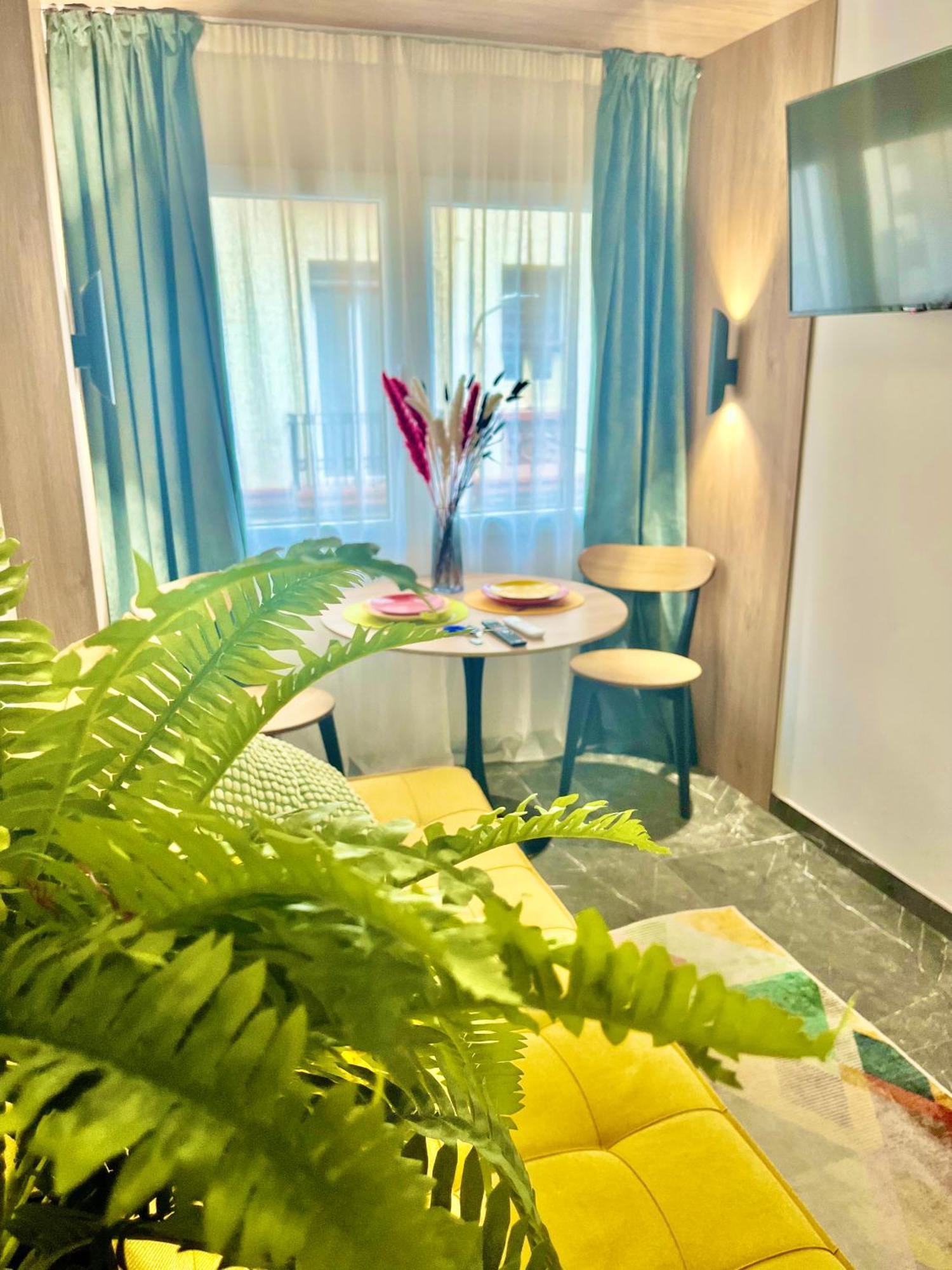 Arte Apartamento Dos Colores Аликанте Екстериор снимка