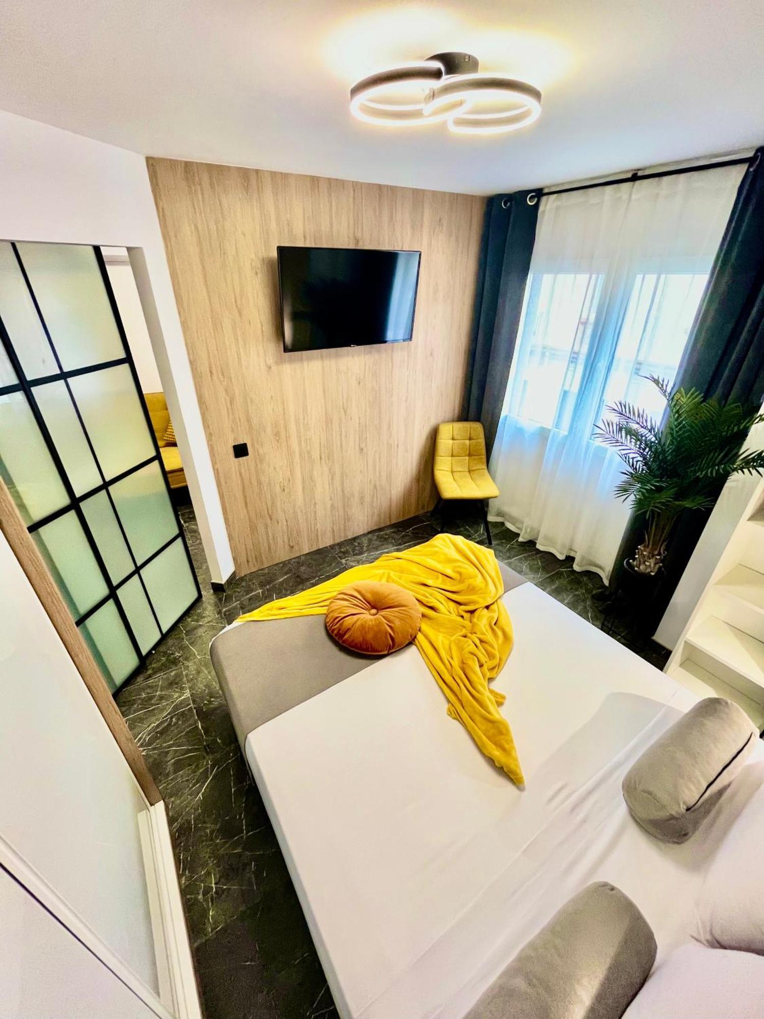 Arte Apartamento Dos Colores Аликанте Екстериор снимка