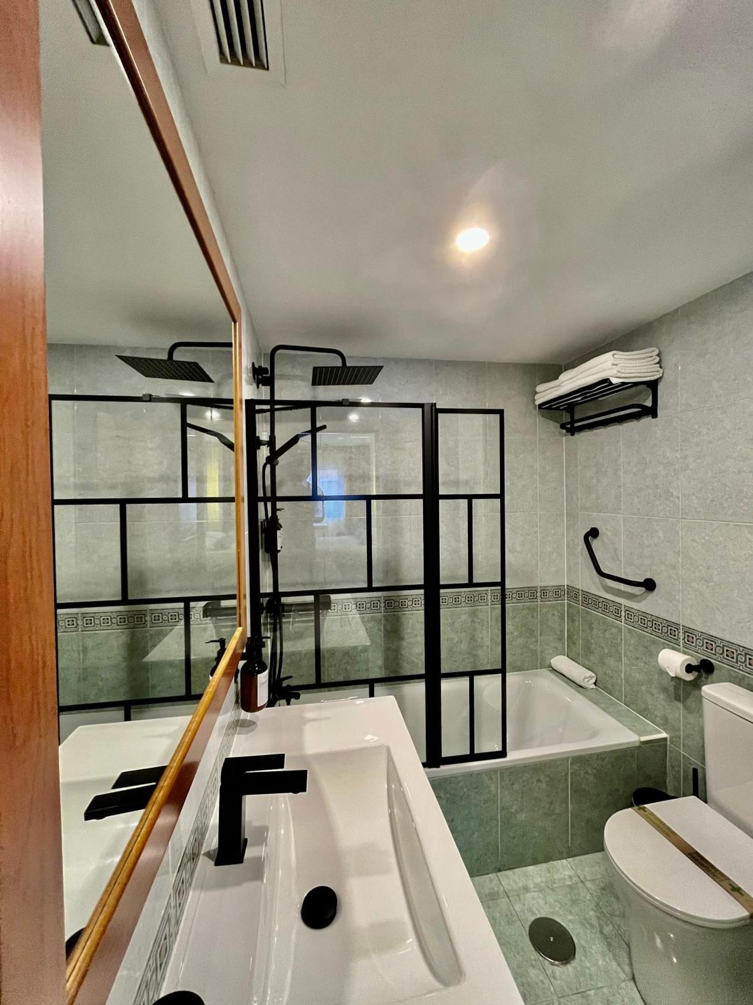 Arte Apartamento Dos Colores Аликанте Екстериор снимка
