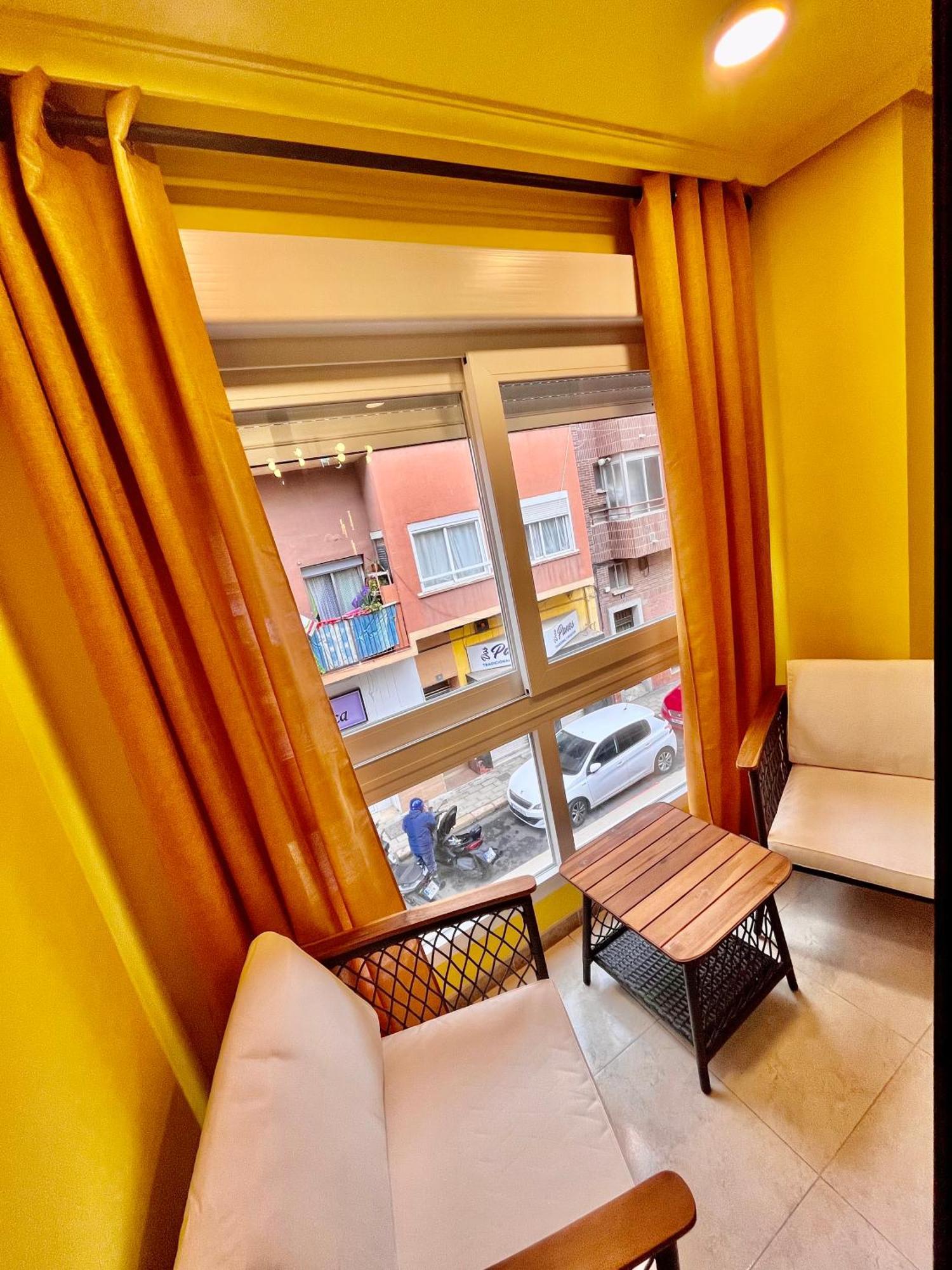 Arte Apartamento Dos Colores Аликанте Екстериор снимка