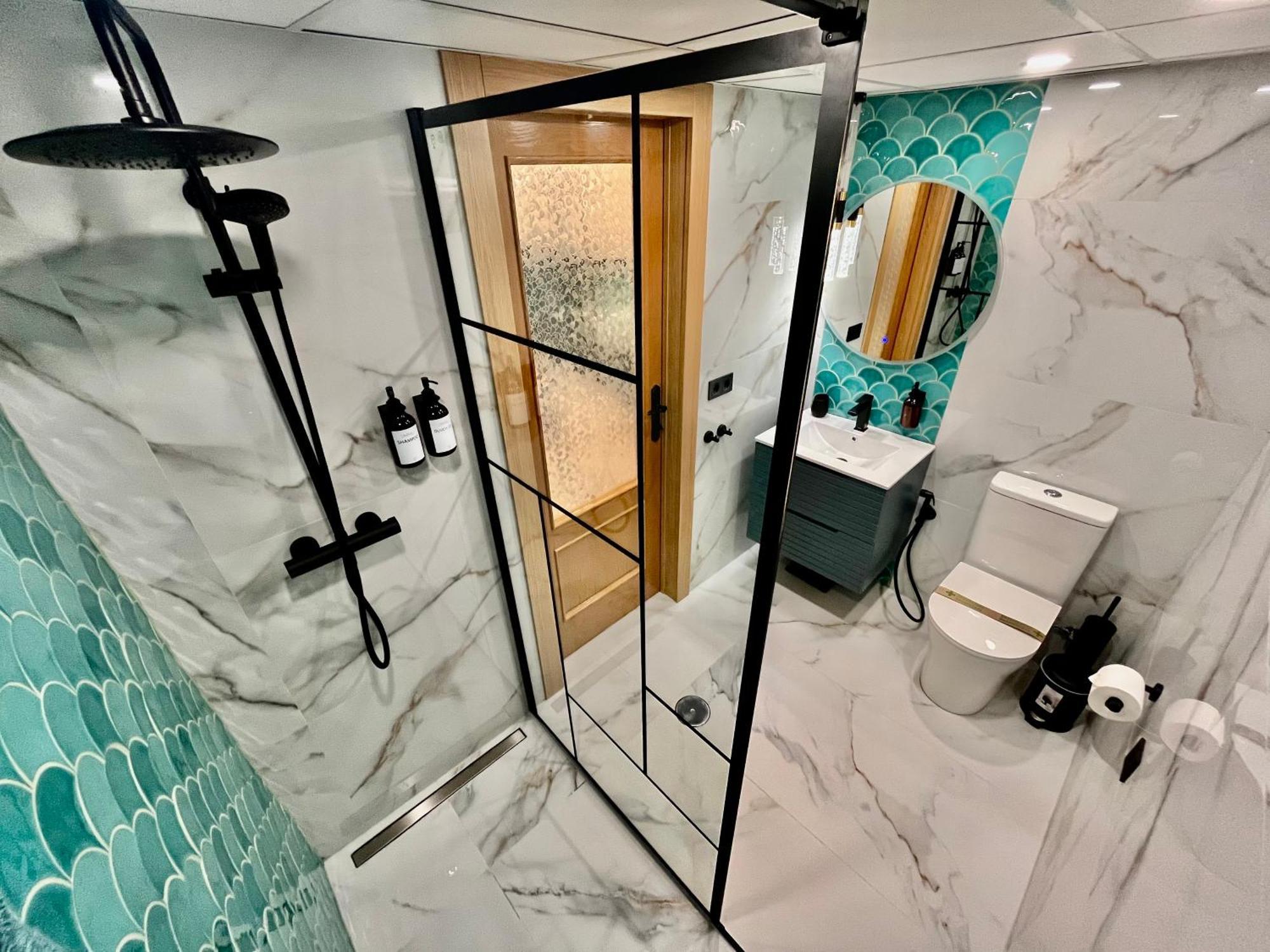 Arte Apartamento Dos Colores Аликанте Екстериор снимка