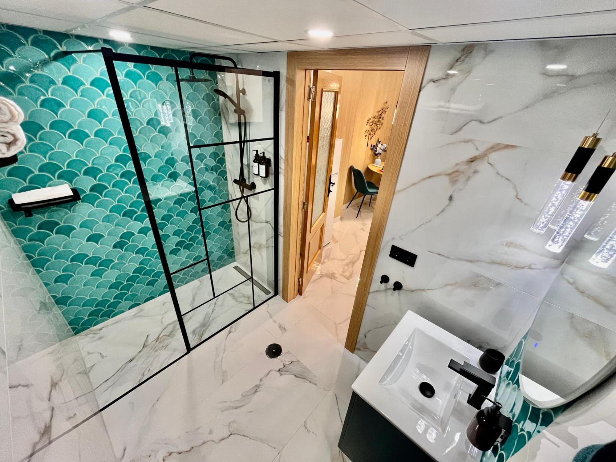 Arte Apartamento Dos Colores Аликанте Екстериор снимка