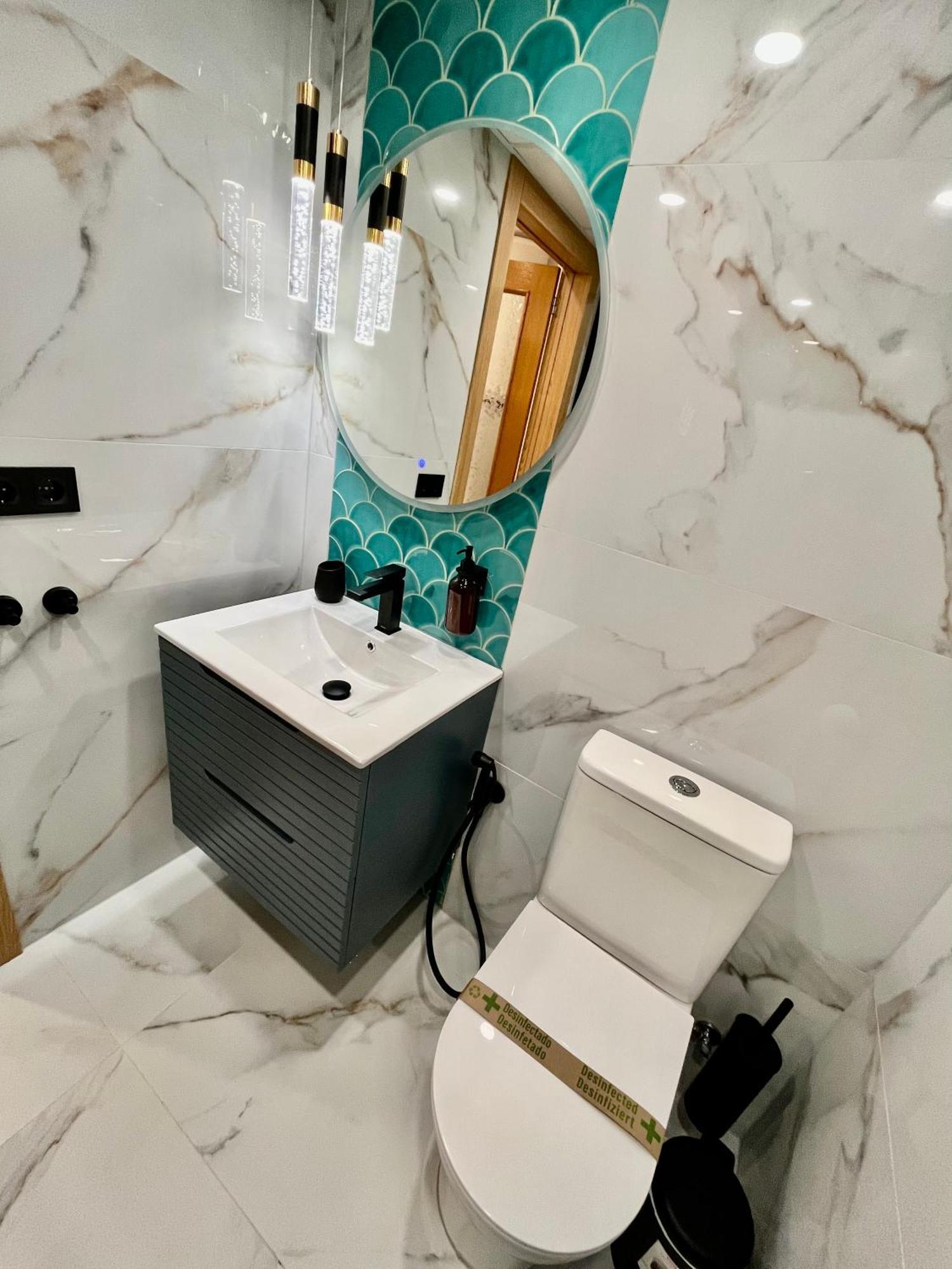 Arte Apartamento Dos Colores Аликанте Екстериор снимка